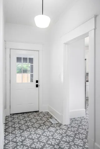 $428,000 | 227 Kershaw Street Northeast, Aiken, SC 29801