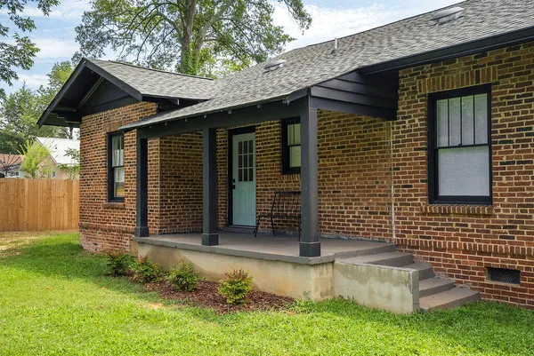 $428,000 | 227 Kershaw Street Northeast, Aiken, SC 29801