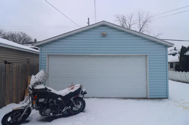 $155,900 | 6622 26th Avenue, Kenosha, WI 53143