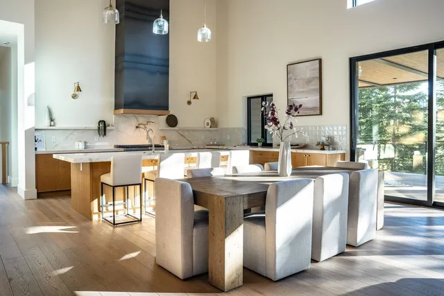$5,975,500 | 9308 Nine Bark Road, Truckee, CA 96161