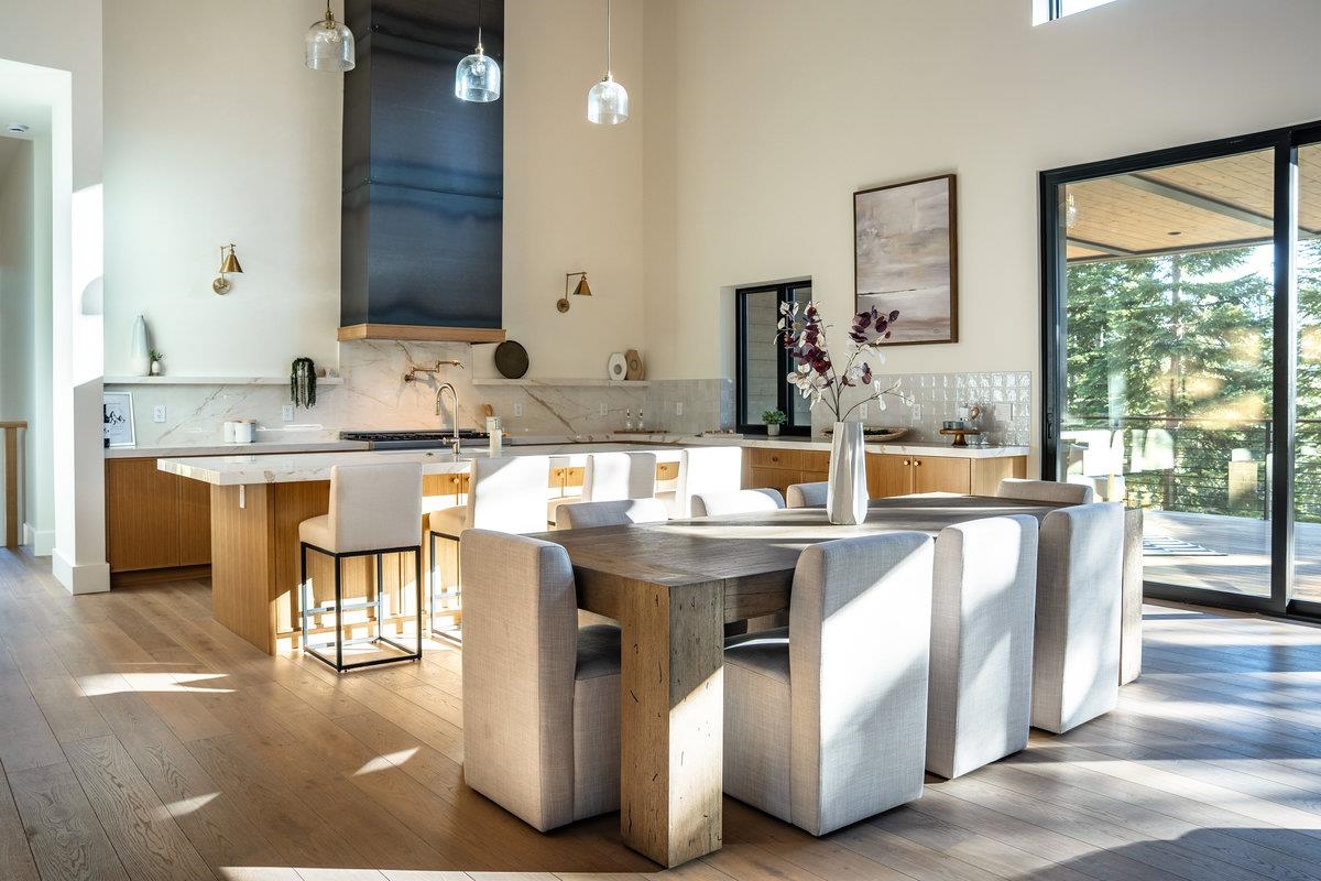 9308 Nine Bark Road Truckee, CA 96161 - Photo 2 of 28