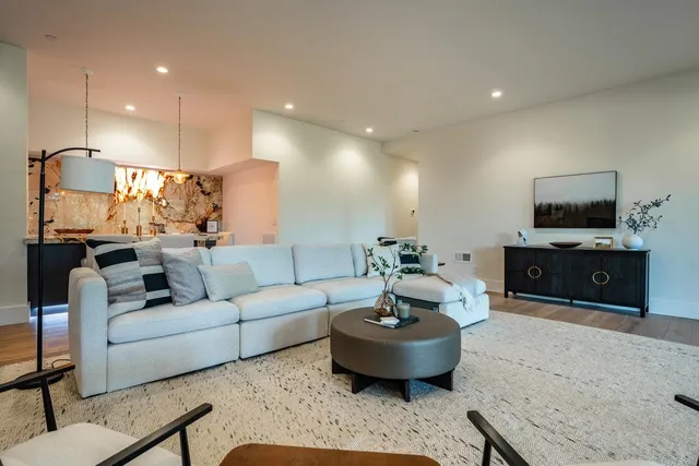 $5,975,500 | 9308 Nine Bark Road, Truckee, CA 96161