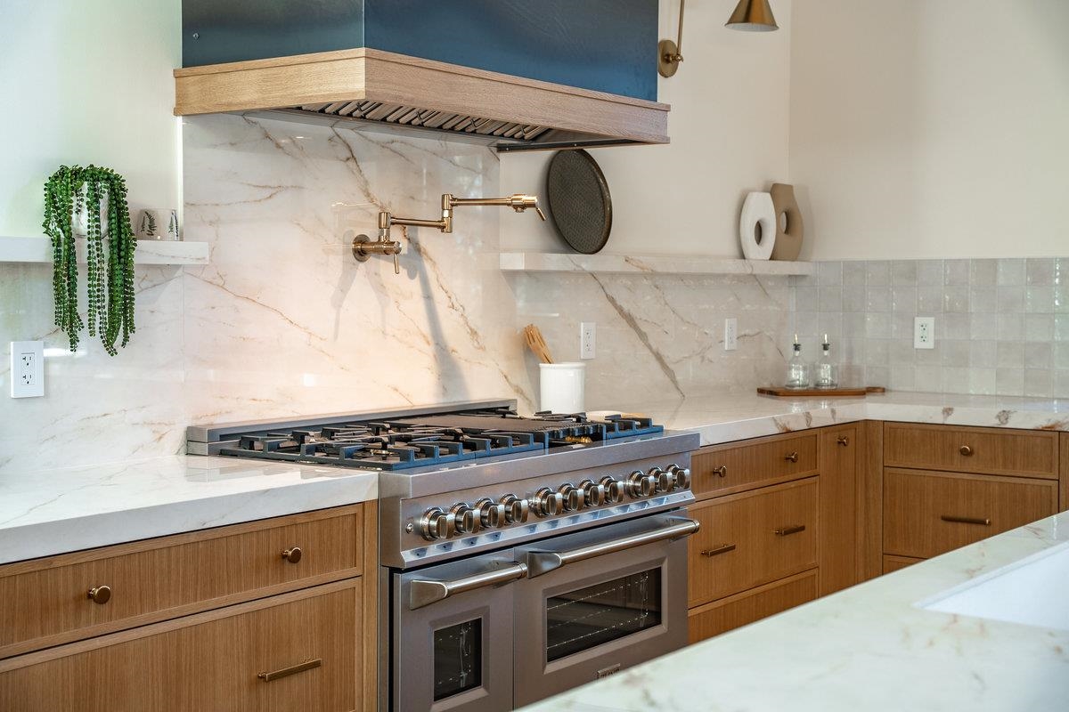 9308 Nine Bark Road Truckee, CA 96161 - Photo 3 of 28