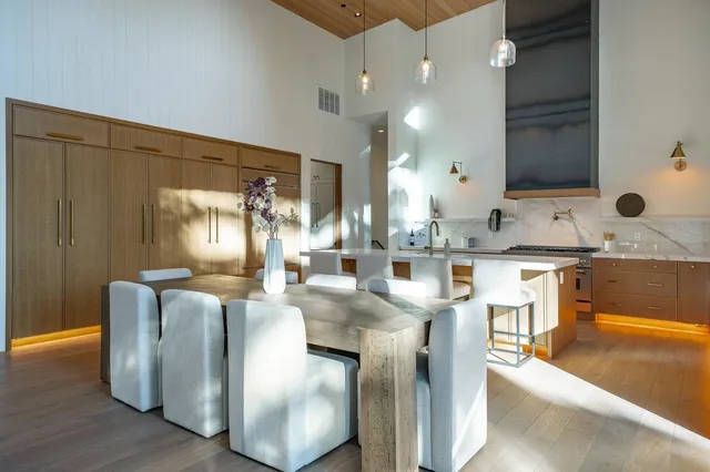 $5,975,500 | 9308 Nine Bark Road, Truckee, CA 96161