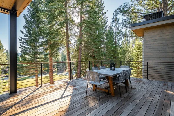 $5,800,000 | 9308 Nine Bark Road, Truckee, CA 96161