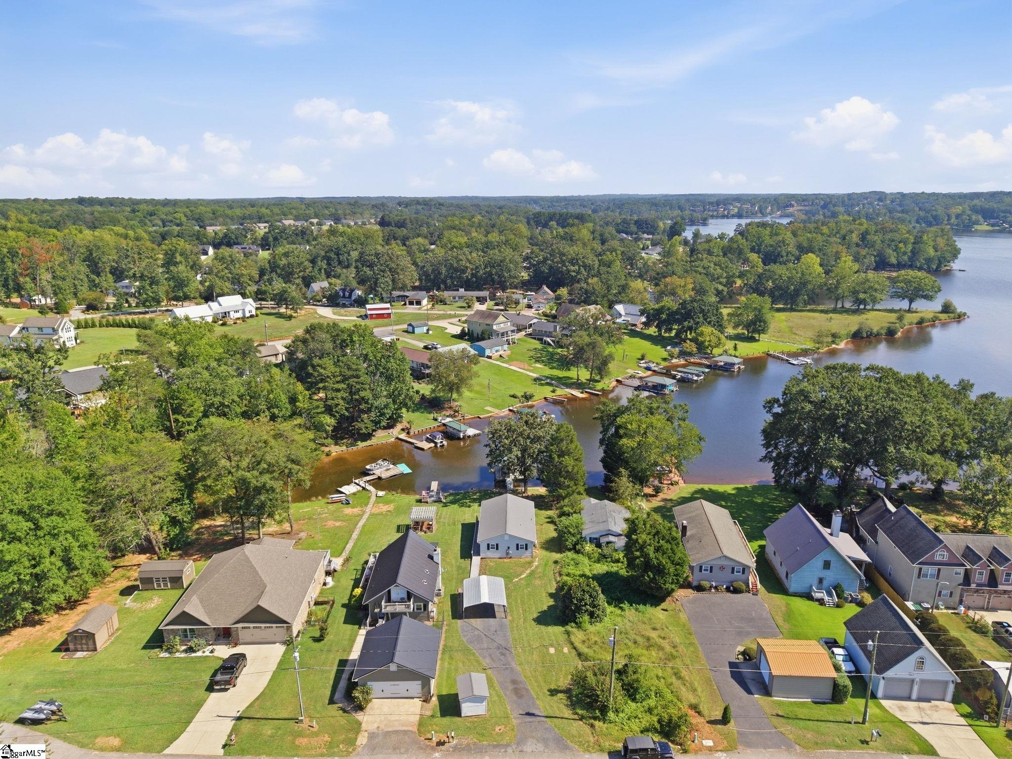 136 Coastline Drive Inman, SC 29349 - Photo 7 of 40 Gallery Image 7