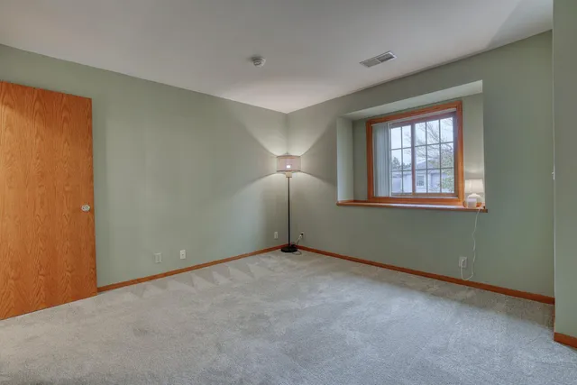 $245,000 | 823 Quinlan Drive, Unit E, Pewaukee, WI 53072