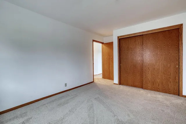 $245,000 | 823 Quinlan Drive, Unit E, Pewaukee, WI 53072