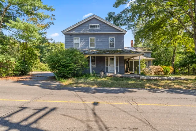 $305,000 | 585 Paradise Avenue, Hamden, CT 06514