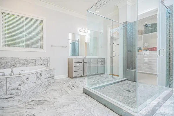 $1,015,000 | 16202 Monnet Pl Court, Charlotte, NC 28278