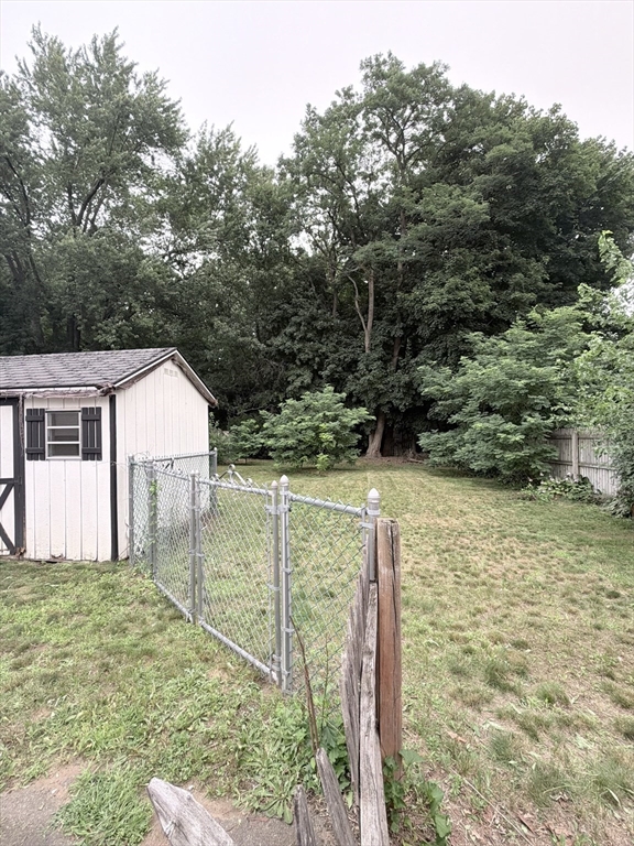 106 Chestnut Street, Unit 106 West Springfield, MA 01089 - Photo 16 of 17