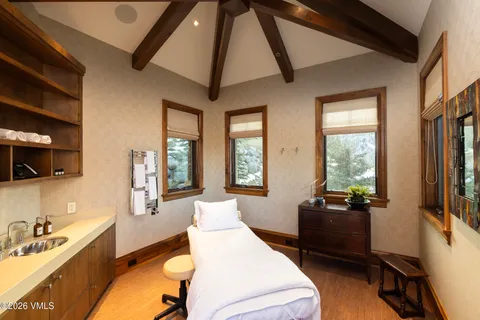 $38,000,000 | 1000 Spraddle Creek Road, Vail, CO 81657