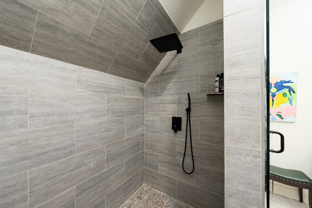 1029 Club House Road Kerrville, TX 78028 - Photo 46 of 62 a bathroom with a shower