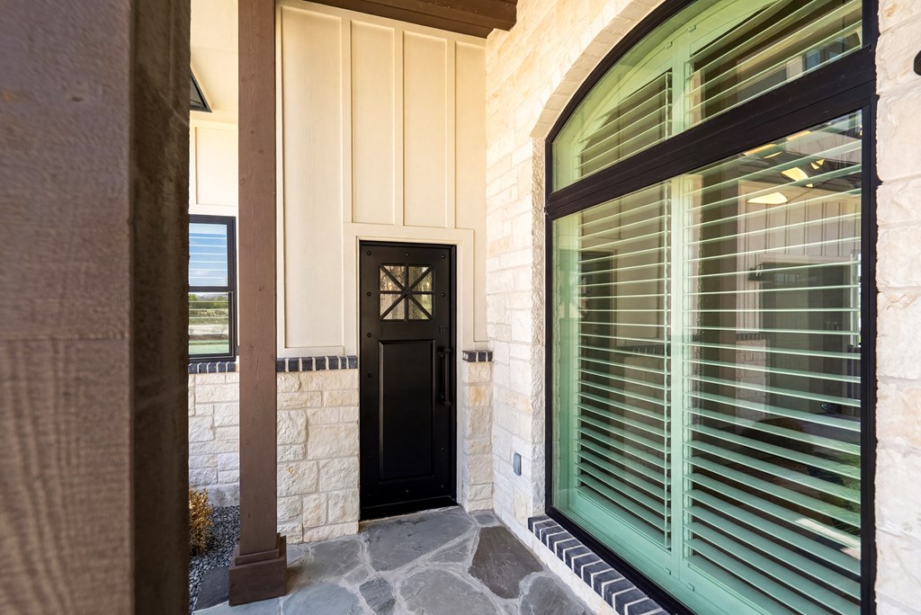 1029 Club House Road Kerrville, TX 78028 - Photo 5 of 62