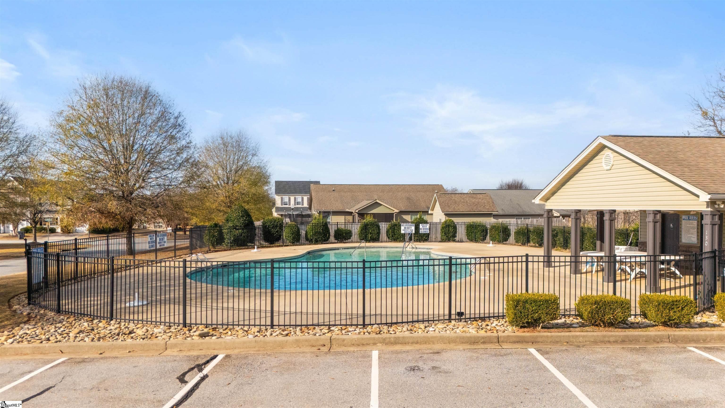 644 Clarion Court Boiling Springs, SC 29316 - Photo 2 of 18