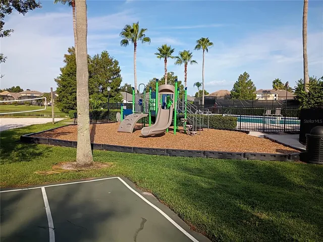 a view of a park with plants