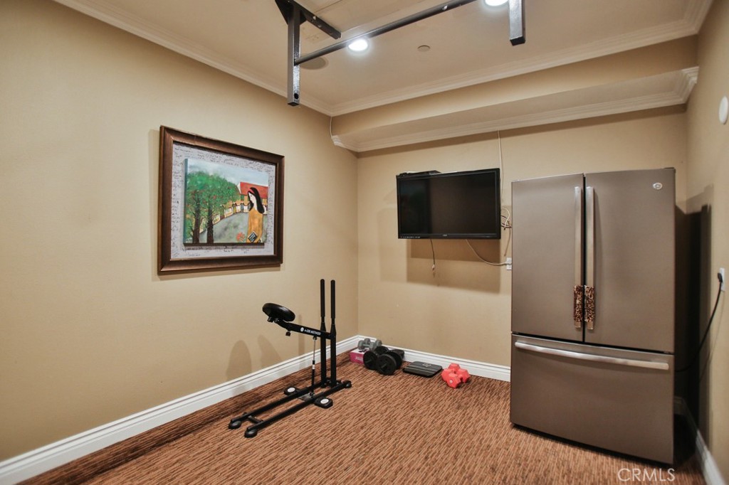 2483 Highwood Road Orange, CA 92867 - Photo 18 of 49