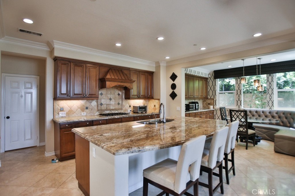 2483 Highwood Road Orange, CA 92867 - Photo 21 of 49