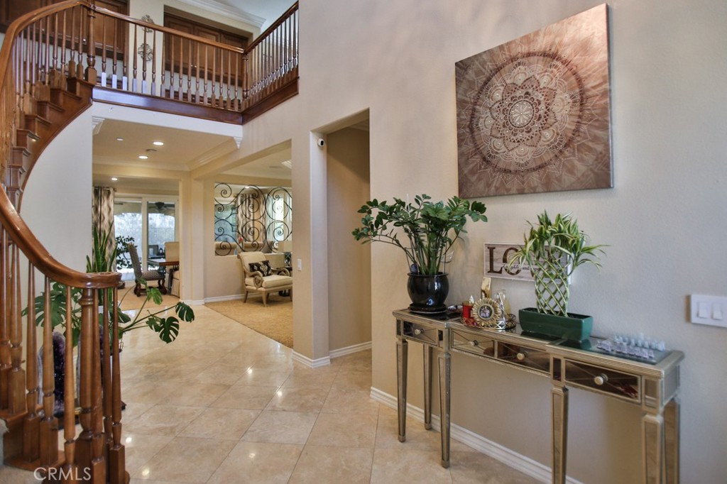 2483 Highwood Road Orange, CA 92867 - Photo 5 of 49