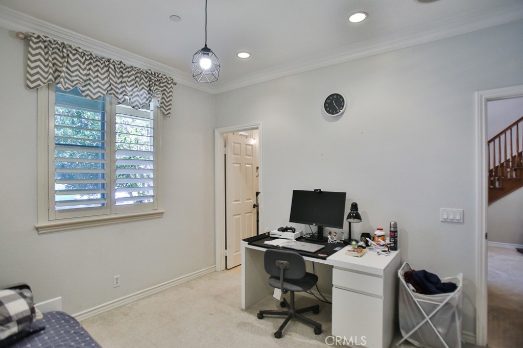 2483 Highwood Road Orange, CA 92867 - Photo 10 of 49