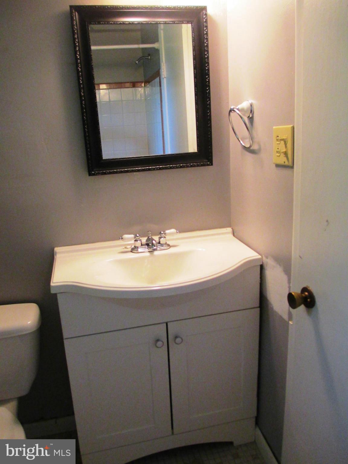 15000 Alaska Road Woodbridge, VA 22191 - Photo 11 of 15 Bath
