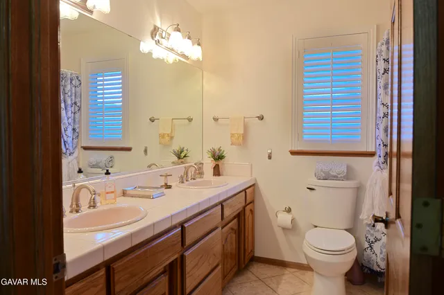 $559,000 | 43119 Roulette Lane, Lancaster, CA 93536