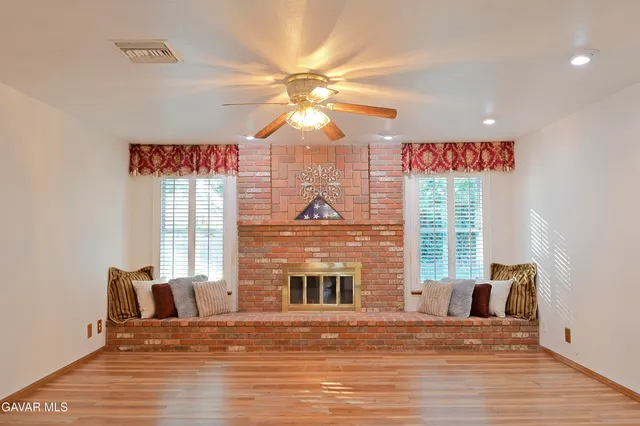 $559,000 | 43119 Roulette Lane, Lancaster, CA 93536