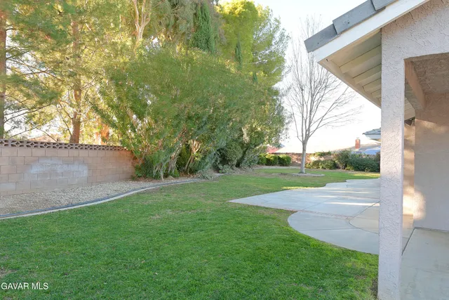 $559,000 | 43119 Roulette Lane, Lancaster, CA 93536