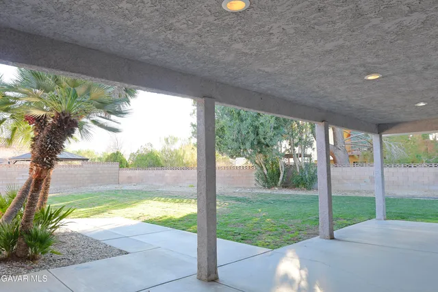 $559,000 | 43119 Roulette Lane, Lancaster, CA 93536