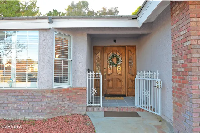 $559,000 | 43119 Roulette Lane, Lancaster, CA 93536