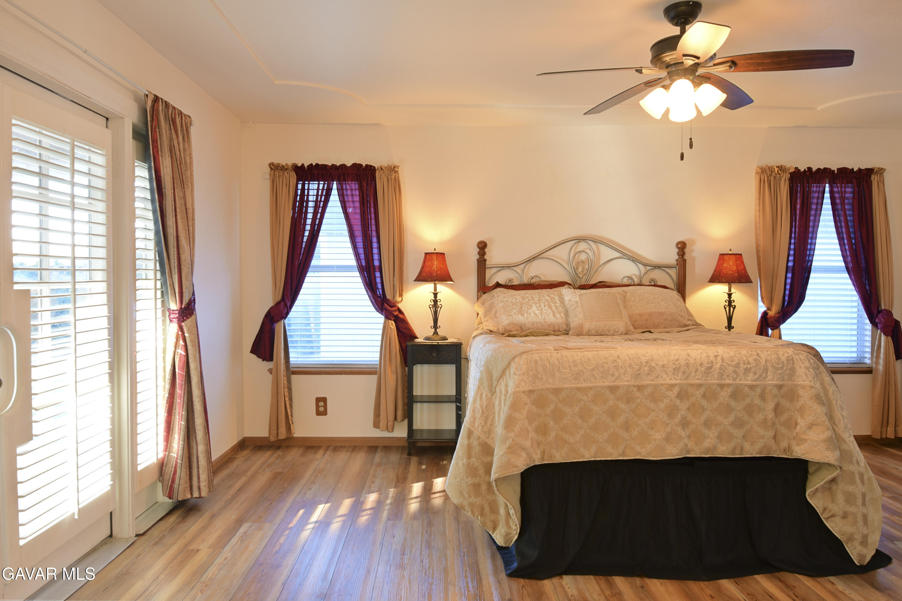 43119 Roulette Lane Lancaster, CA 93536 - Photo 32 of 47 DSC_0161-Edit