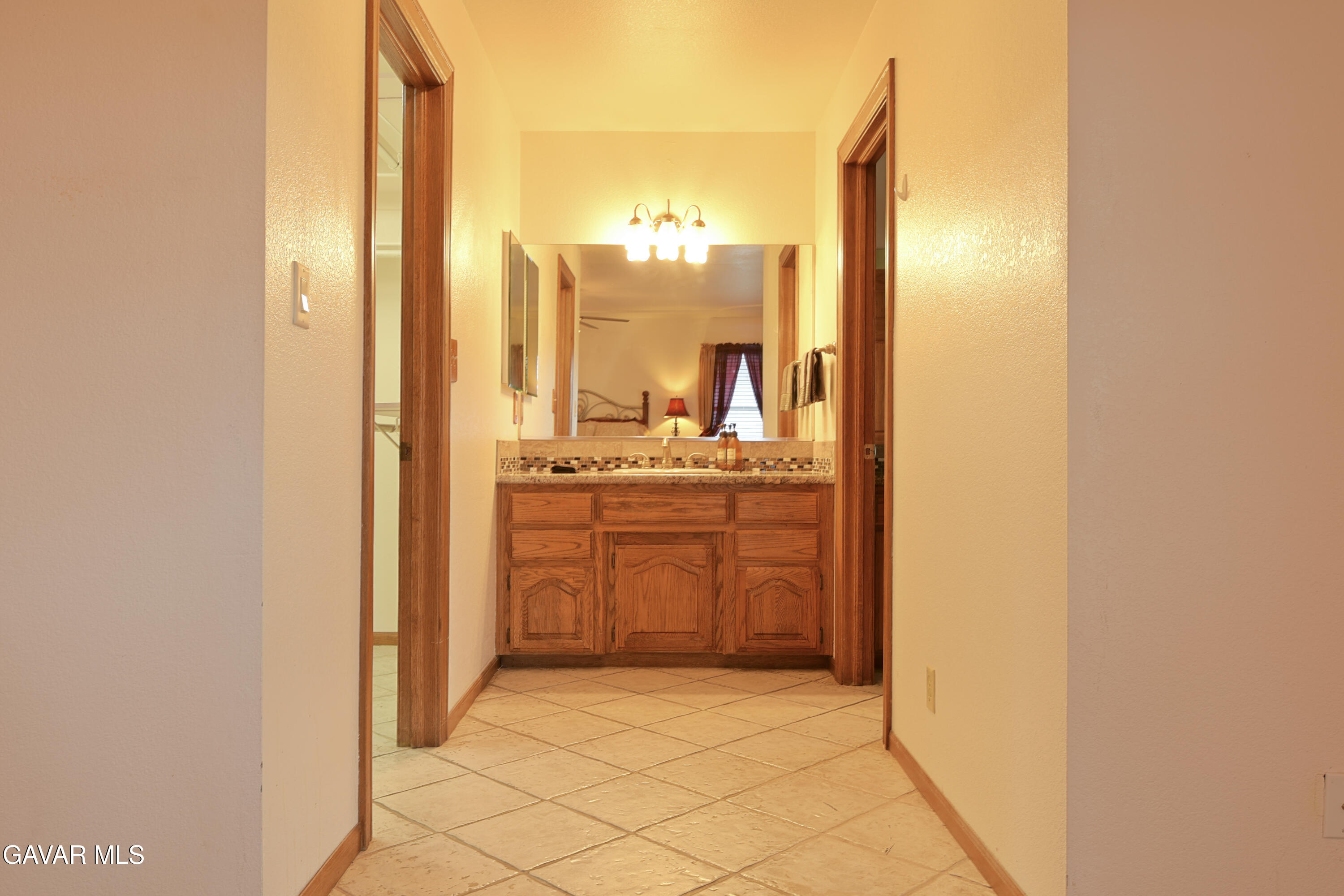 43119 Roulette Lane Lancaster, CA 93536 - Photo 33 of 47 DSC_0347-Edit