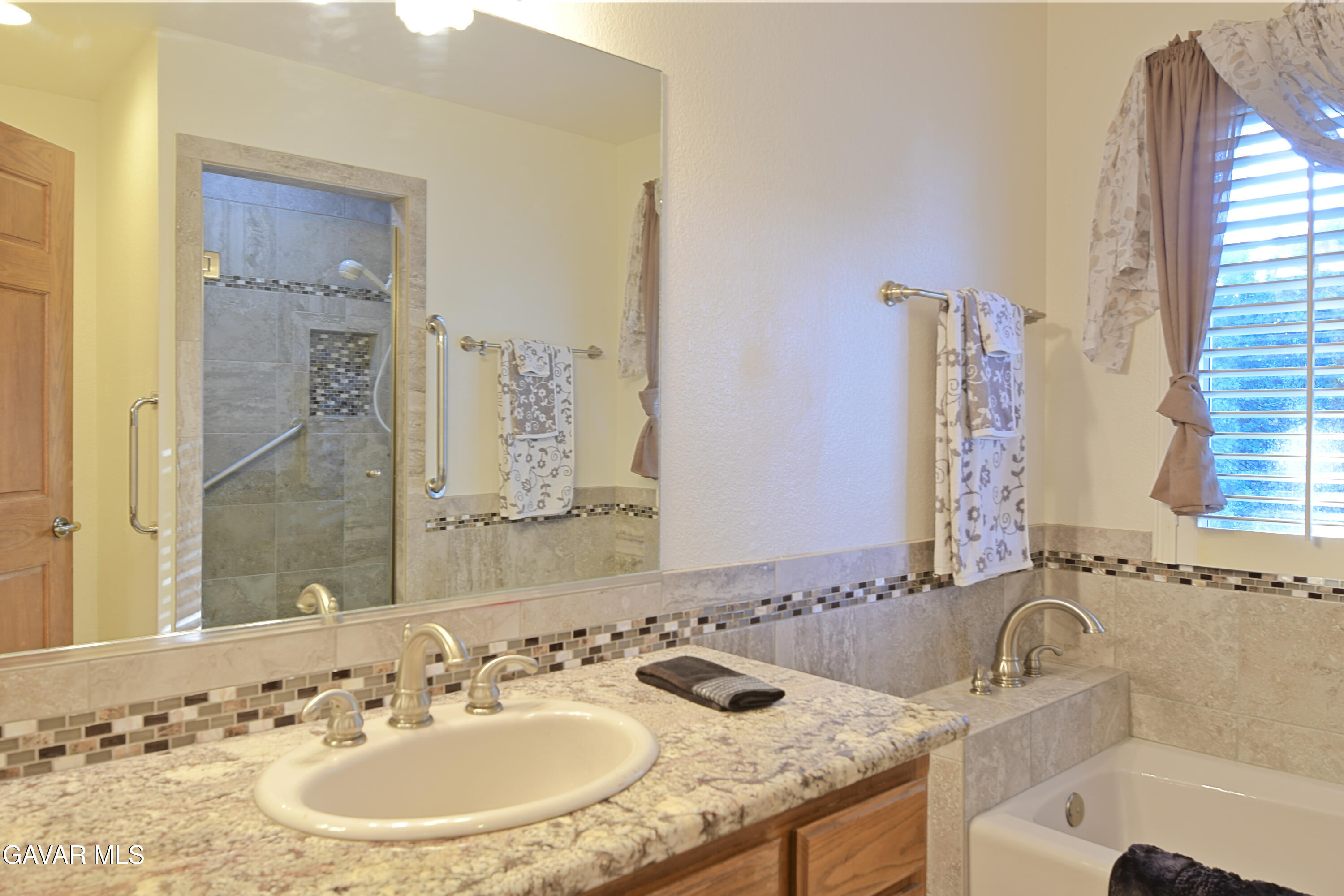 43119 Roulette Lane Lancaster, CA 93536 - Photo 34 of 47 DSC_0176-Edit