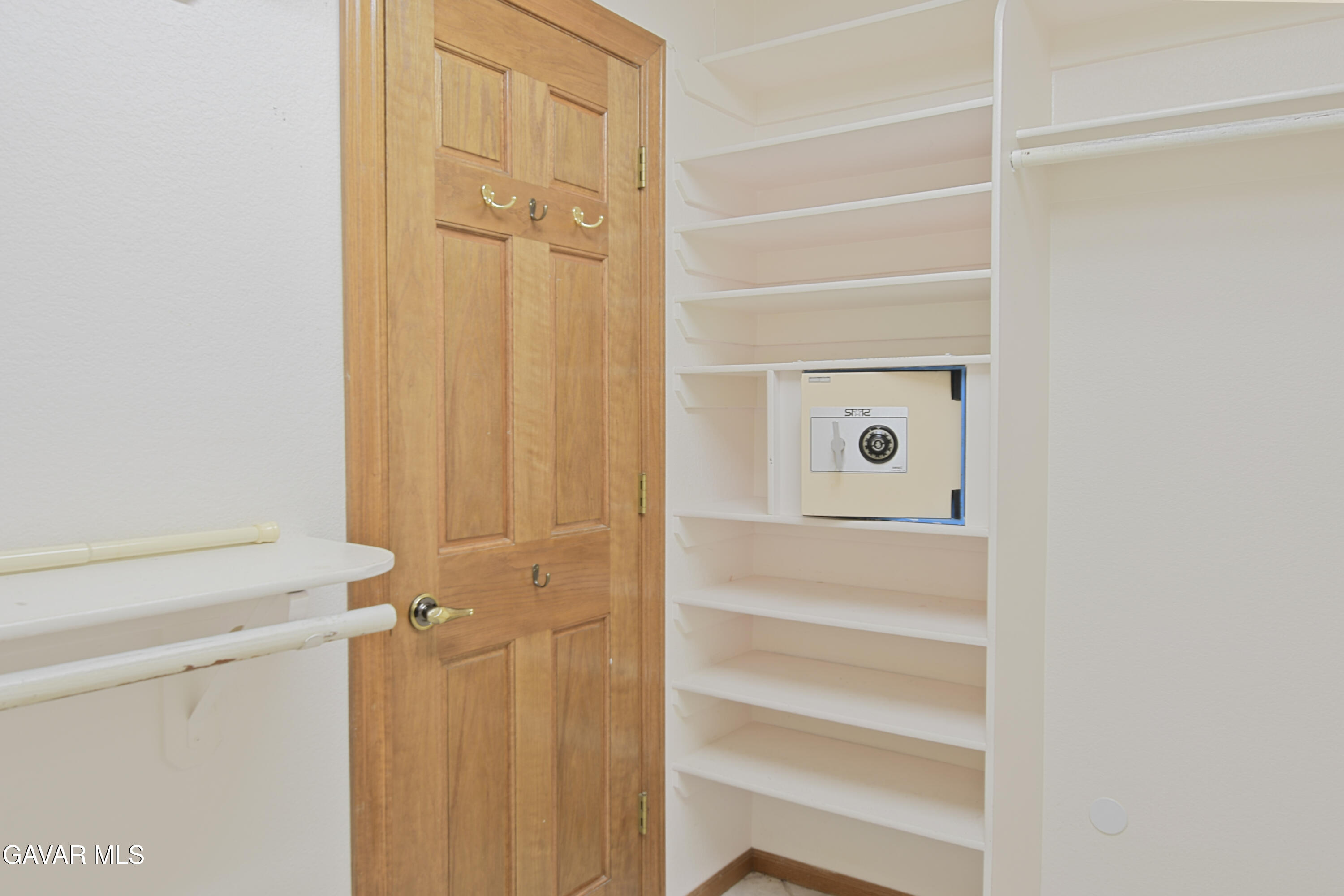 43119 Roulette Lane Lancaster, CA 93536 - Photo 36 of 47 DSC_0167-Edit