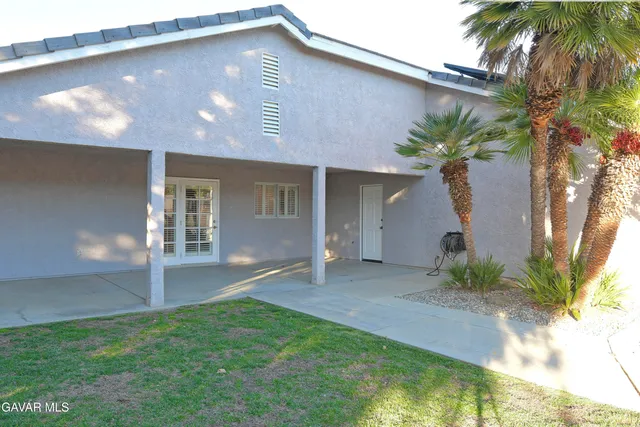 $559,000 | 43119 Roulette Lane, Lancaster, CA 93536