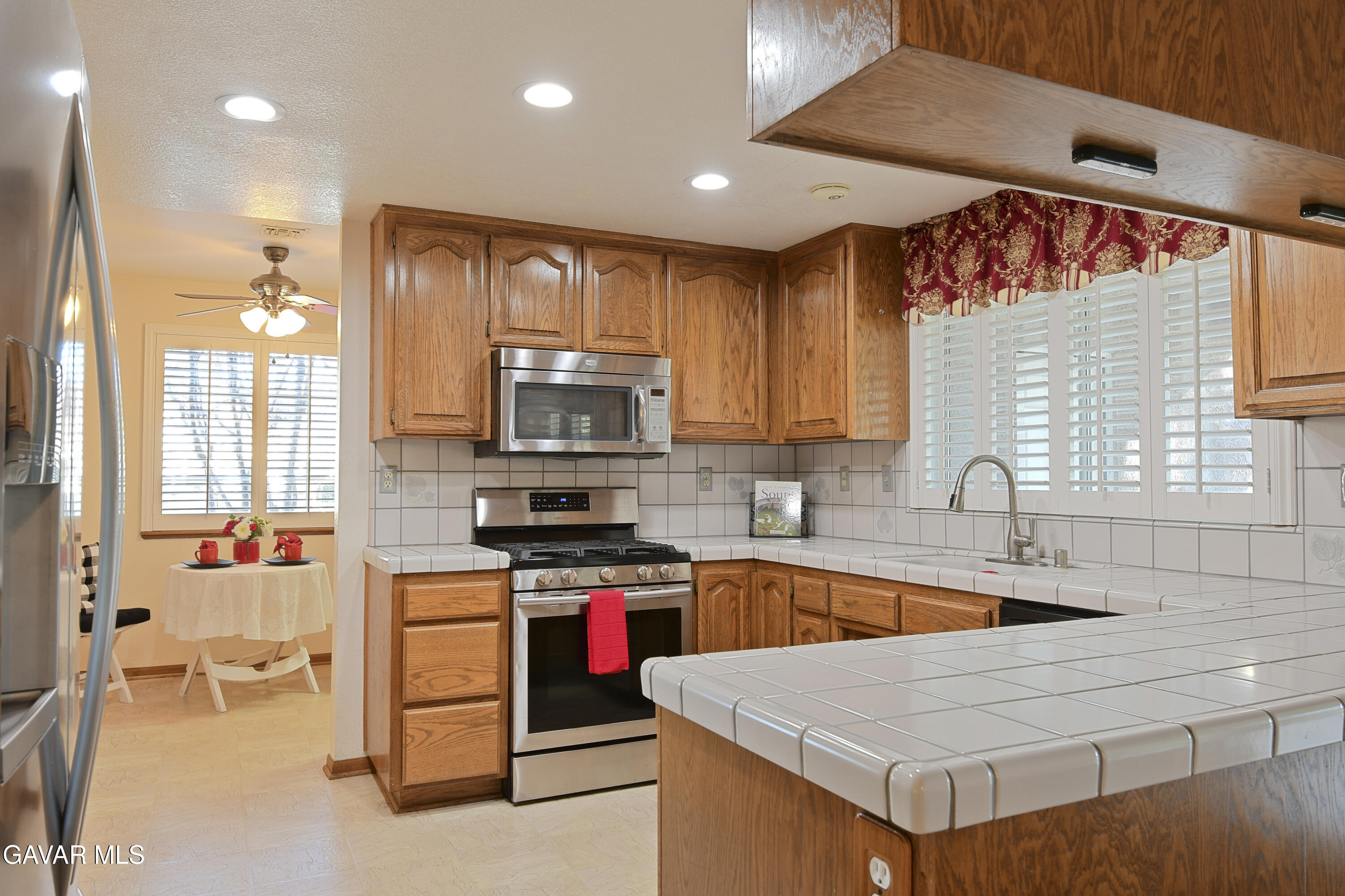 43119 Roulette Lane Lancaster, CA 93536 - Photo 7 of 47 DSC_0131-Edit