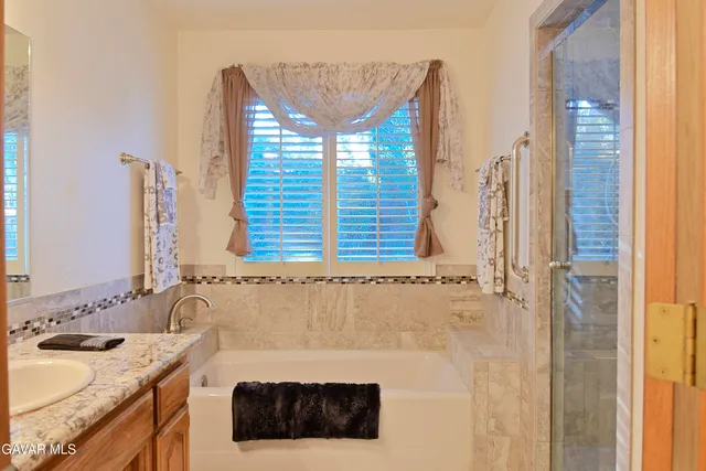 $559,000 | 43119 Roulette Lane, Lancaster, CA 93536