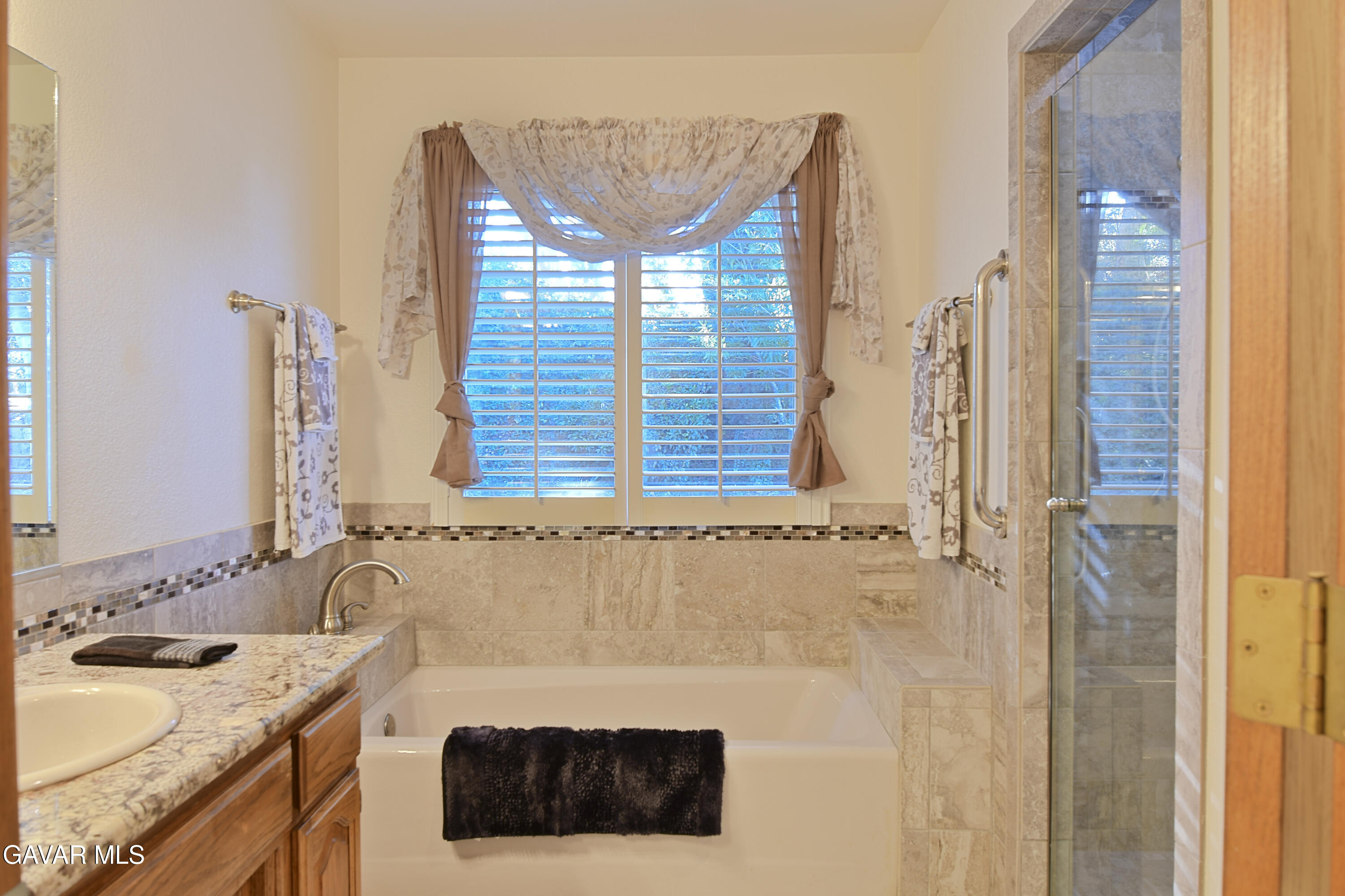 43119 Roulette Lane Lancaster, CA 93536 - Photo 9 of 47 DSC_0173-Edit