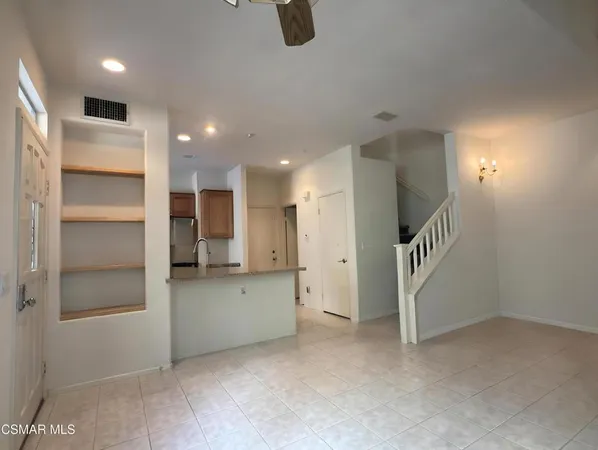 $629,000 | 23605 Muir Trail, Unit 78, Valencia, CA 91354