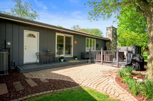 $535,000 | 2141 County Rd N 100 East, Hartford City, IN 47348