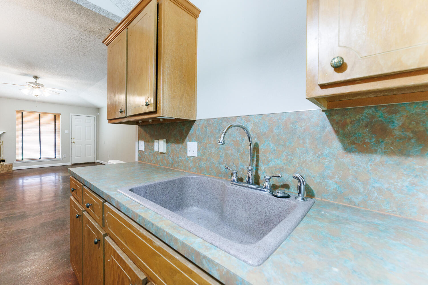 6301 33rd Street Lubbock, TX 79407 - Photo 14 of 41 Kitchen