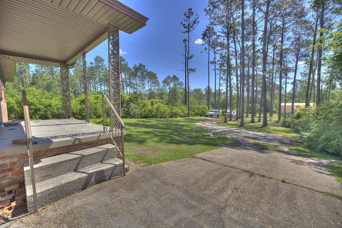 12475 Fernwood Circle Foley, AL 36535 - Photo 4 of 24