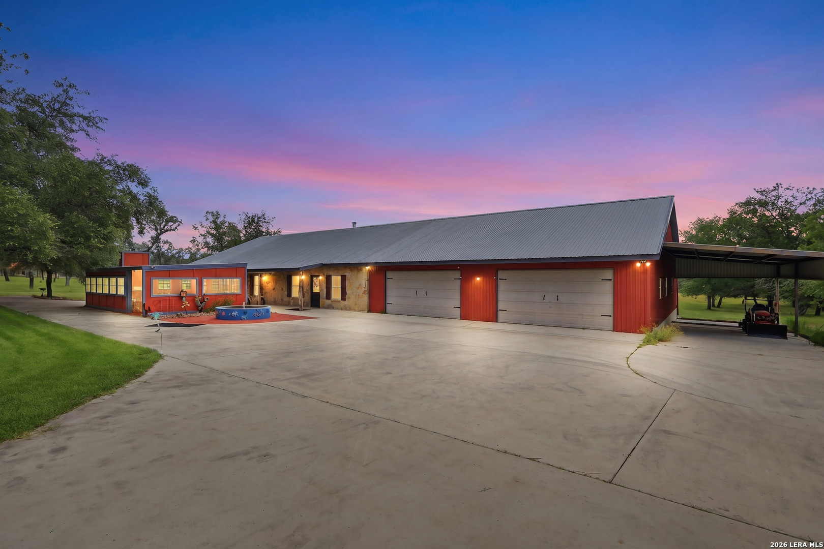 171 Inwood Poteet, TX 78065 - Photo 4 of 20