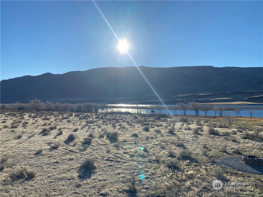 16154 Highway 243 Beverly, WA 99321 - Photo 36 of 37 a view of outdoor space and mountain view