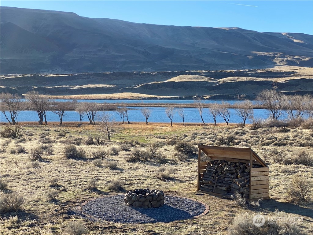 16154 Highway 243 Beverly, WA 99321 - Photo 5 of 37