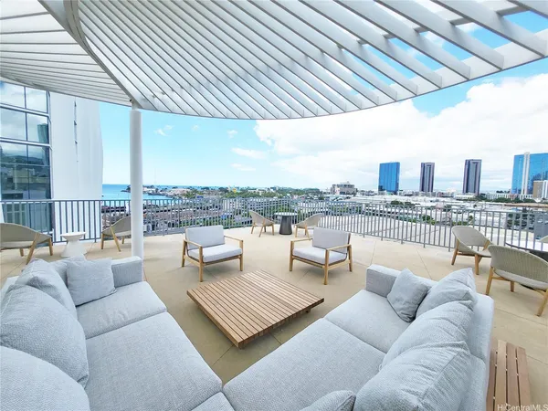 $5,000 | 1000 Auahi Street, Unit 3301, Honolulu, HI 96814