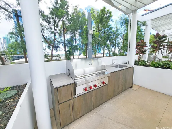 $5,000 | 1000 Auahi Street, Unit 3301, Honolulu, HI 96814