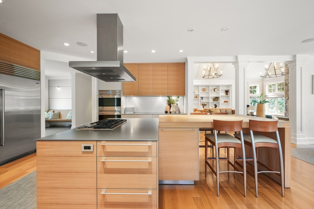 55 Ridge Hill Farm Road Wellesley, MA 02482 - Photo 11 of 42