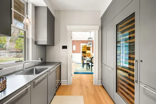 $5,350,000 | 55 Ridge Hill Farm Road, Wellesley, MA 02482