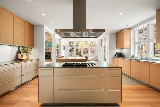 $5,350,000 | 55 Ridge Hill Farm Road, Wellesley, MA 02482